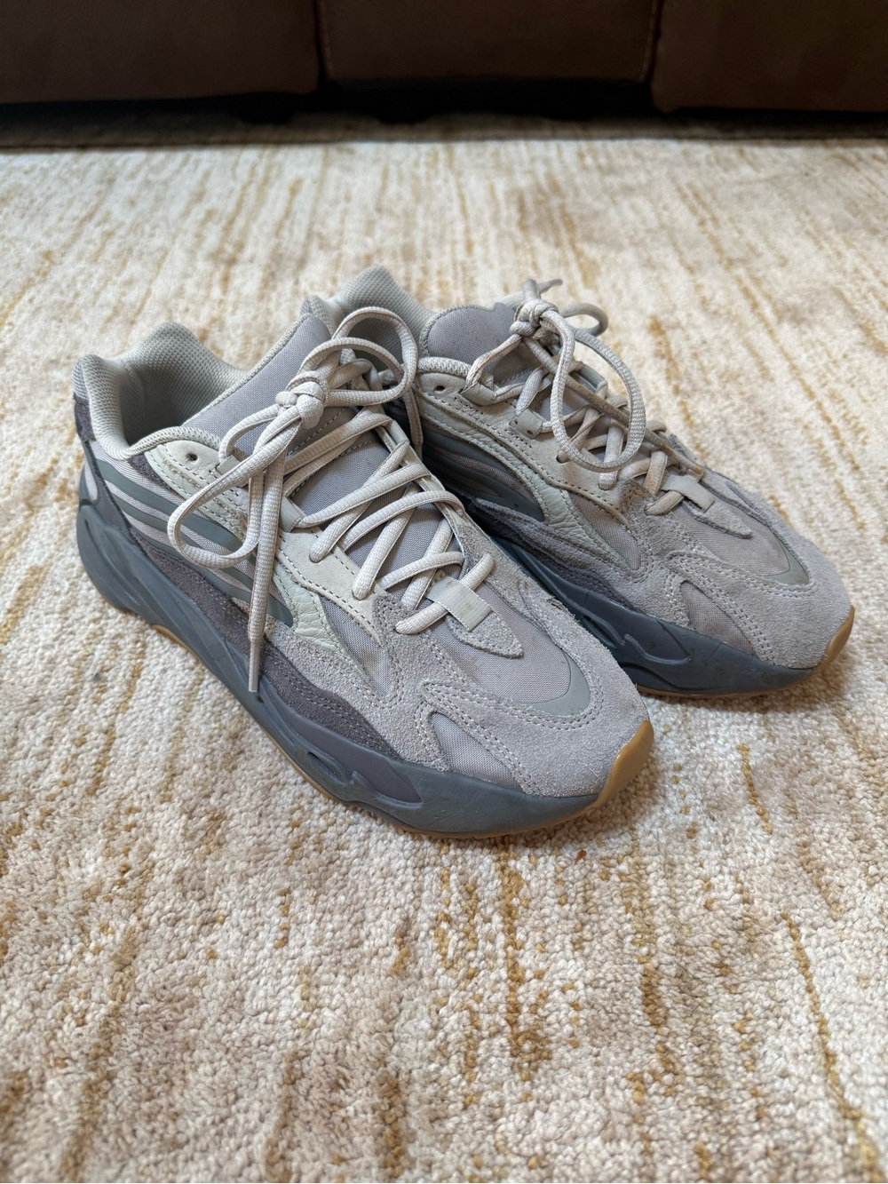 Yeezy Boost 700 V2
